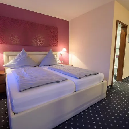 Kastenauer Hof 3*