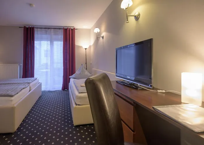 Kastenauer Hof 3*